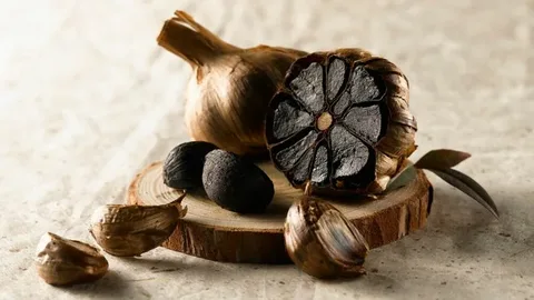 سیر سیاه ژاپنی خوش‌ طعم و با کیفیت بالا